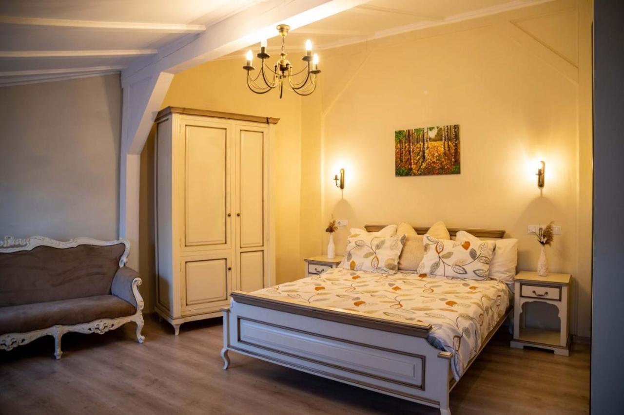 Oldtownvilla Studio Central Сибиу Экстерьер фото