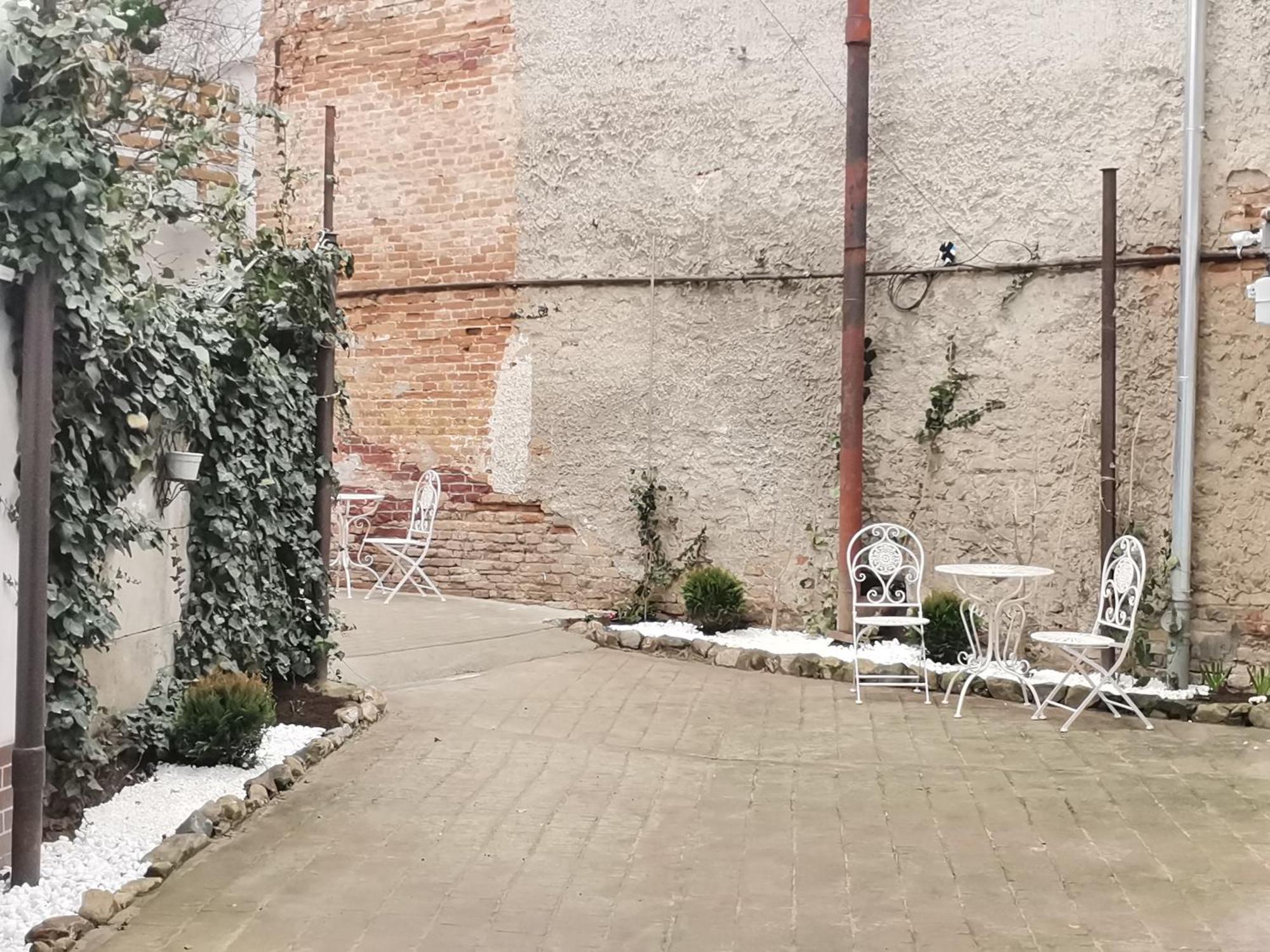 Oldtownvilla Studio Central Сибиу Экстерьер фото